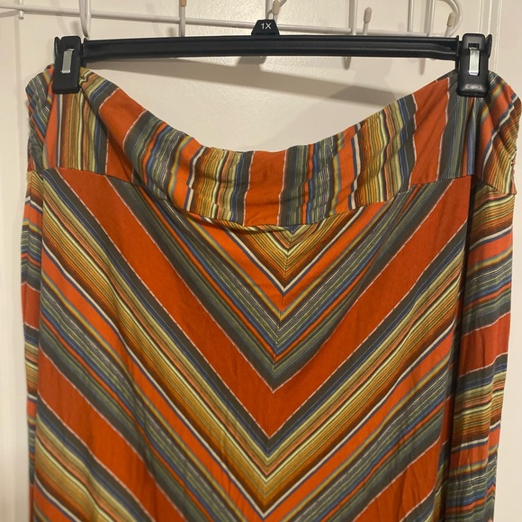 MULTIPLES WOMEN’S MAXI SKIRT - Picture 2 of 4